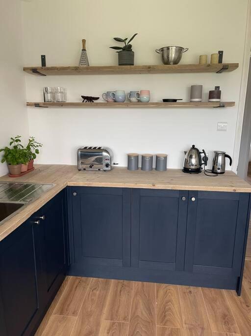 Stylish Apartment With Stunning Views Chislet 외부 사진
